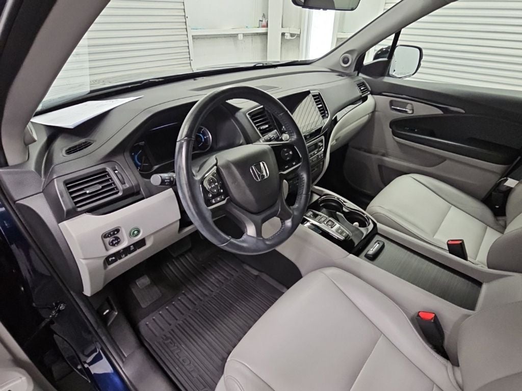 2021 Honda Pilot Touring 7 Passenger