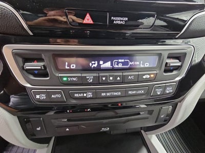 2021 Honda Pilot Touring 7 Passenger
