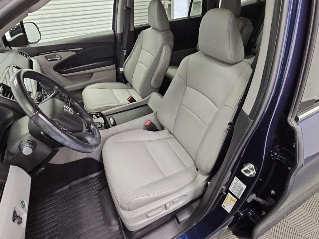 2021 Honda Pilot Touring 7 Passenger