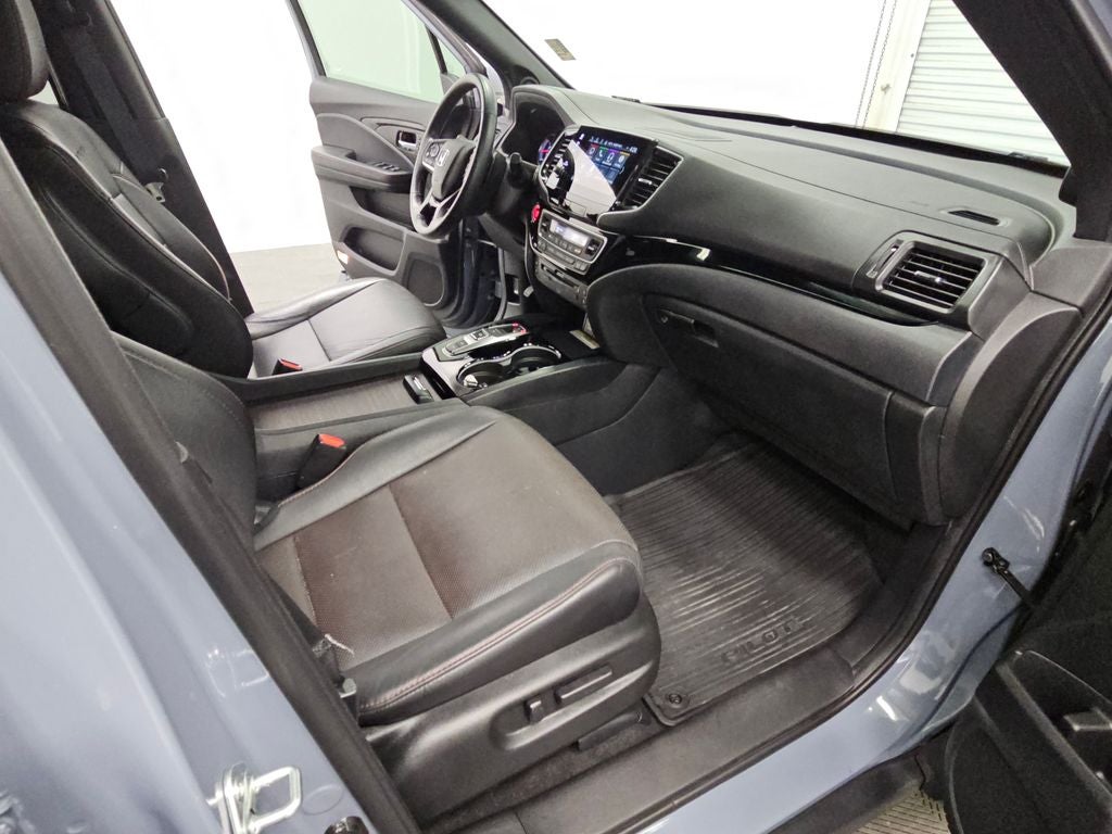 2022 Honda Pilot Black Edition