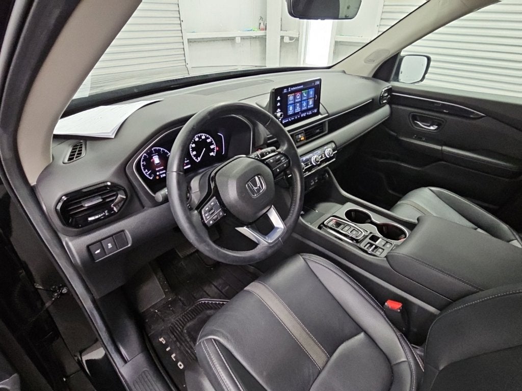 2025 Honda Pilot Touring