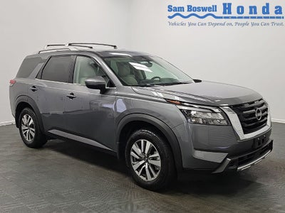 2025 Nissan Pathfinder SL