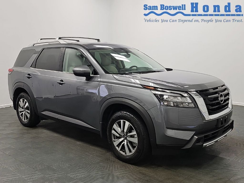 2025 Nissan Pathfinder SL