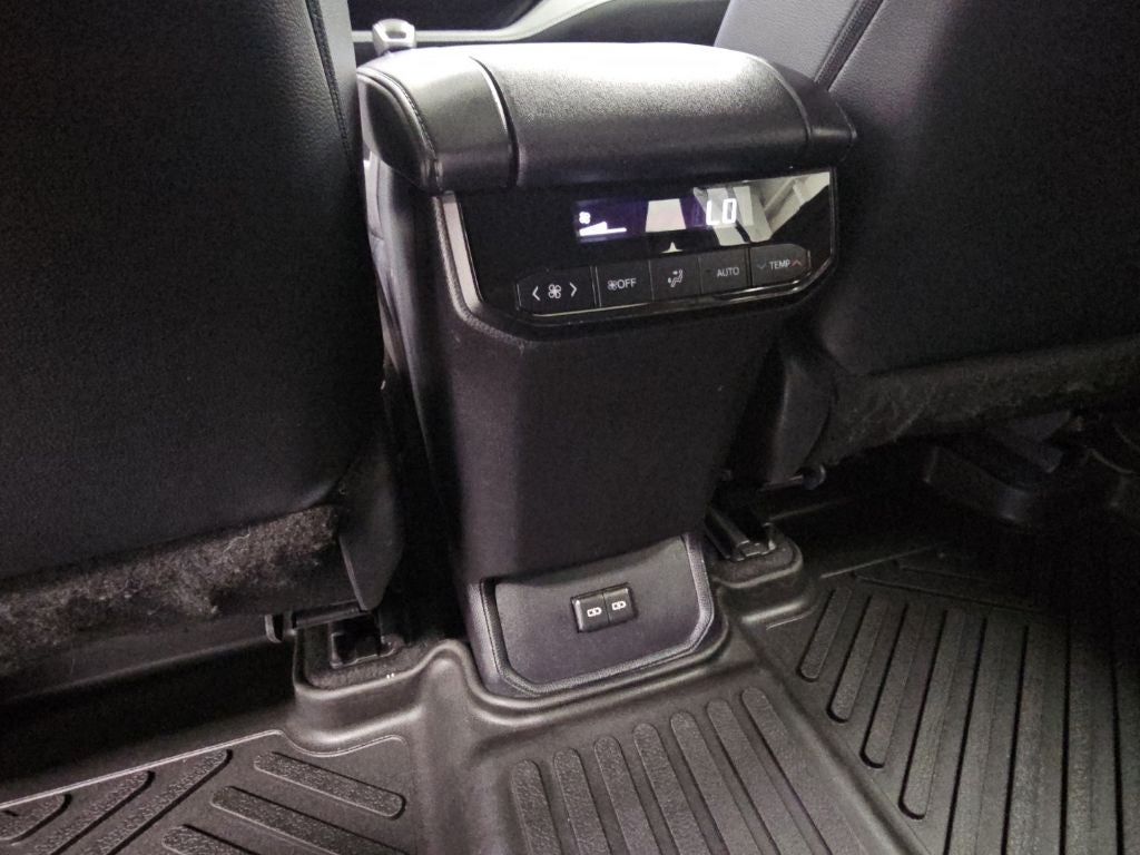 2024 Toyota Highlander XSE