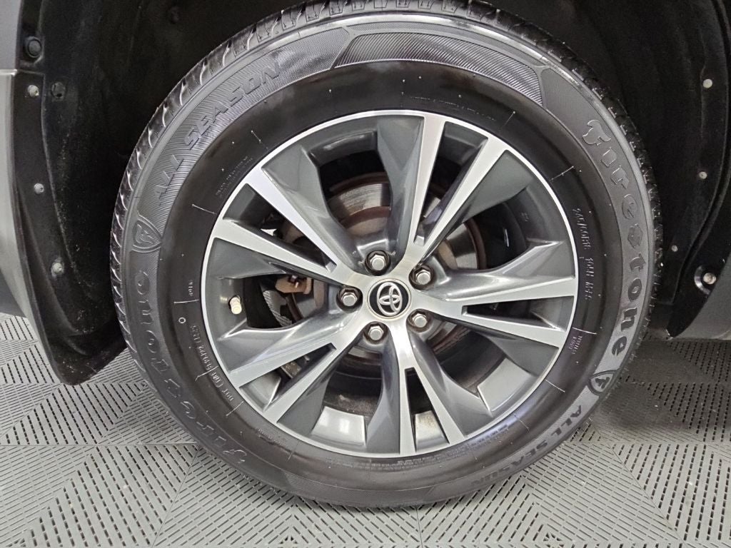 2016 Toyota Highlander XLE V6