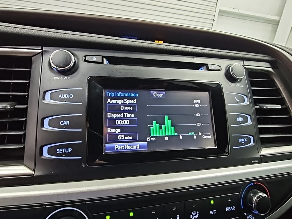 2019 Toyota Highlander LE