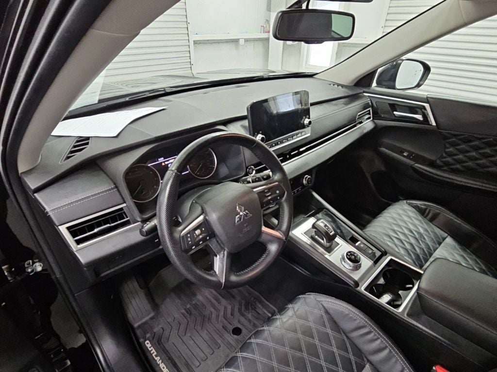 2022 Mitsubishi Outlander SEL