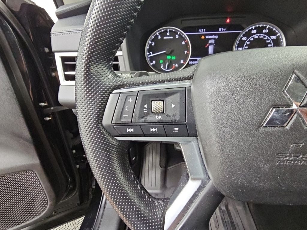 2022 Mitsubishi Outlander SEL