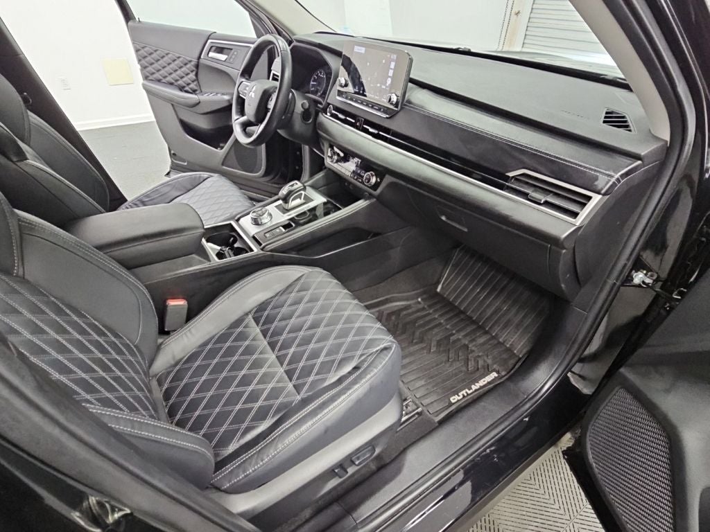2022 Mitsubishi Outlander SEL