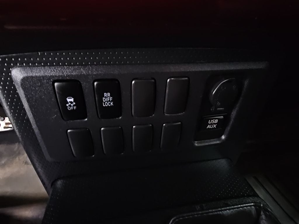 2011 Toyota FJ Cruiser Base