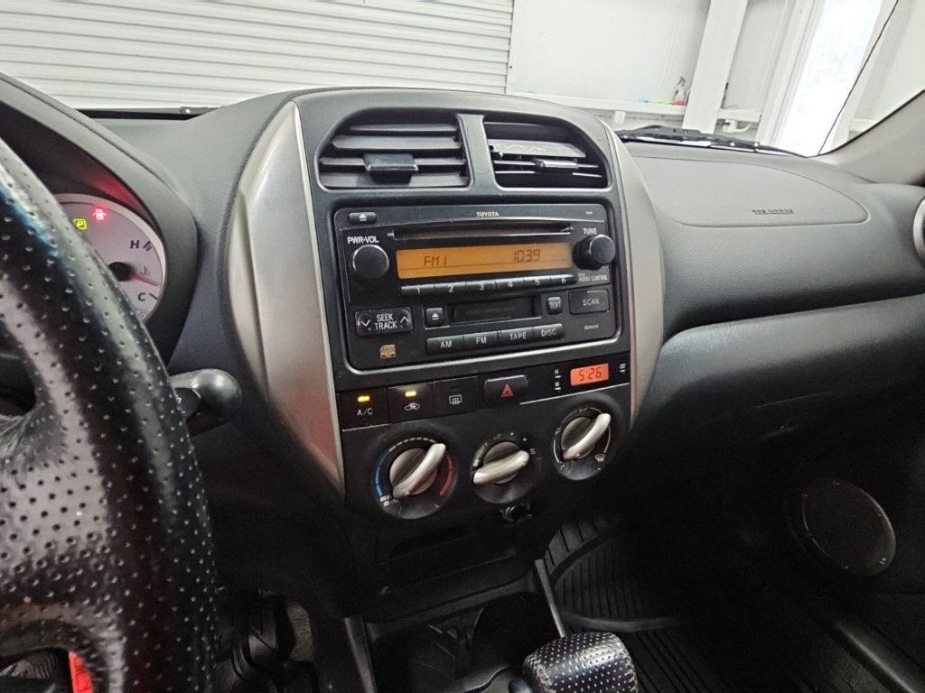 2005 Toyota RAV4 Base
