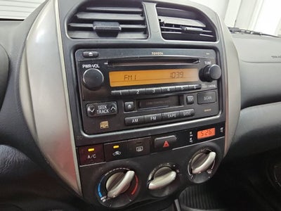 2005 Toyota RAV4 Base