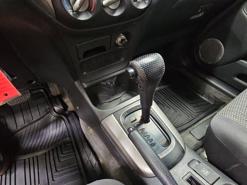 2005 Toyota RAV4 Base