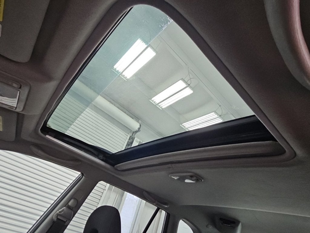 2005 Toyota RAV4 Base