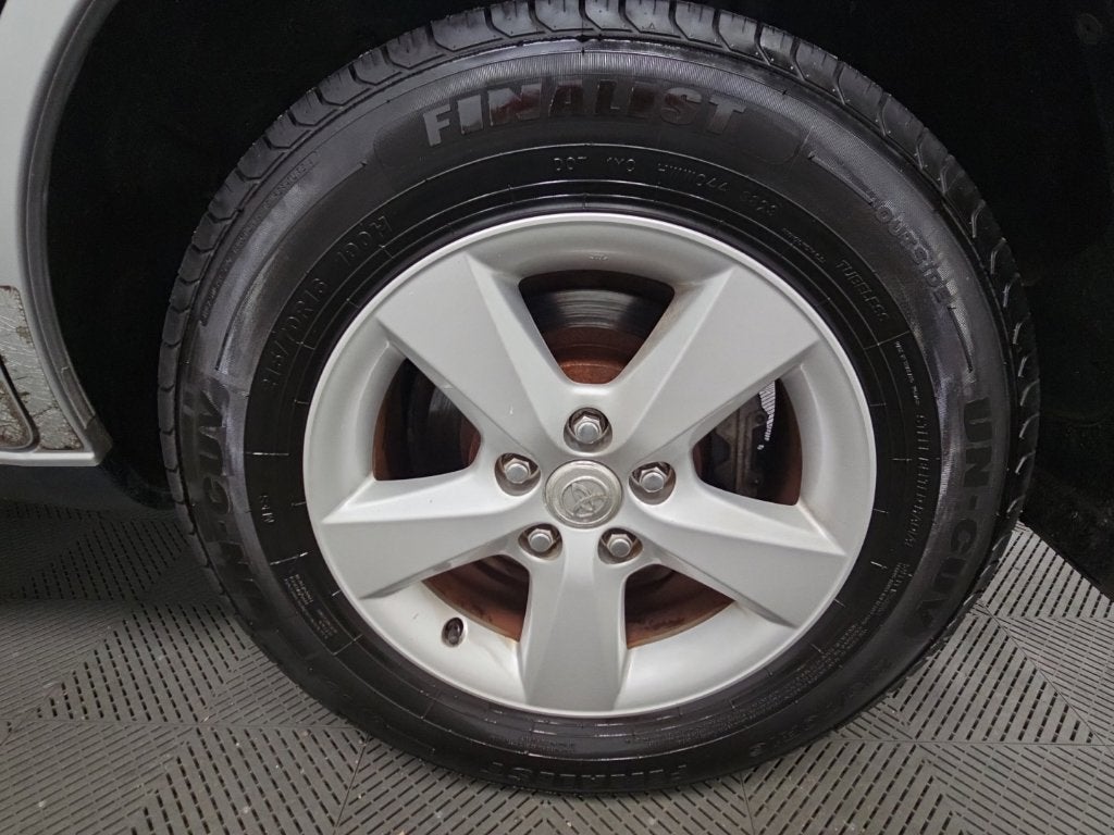 2005 Toyota RAV4 Base