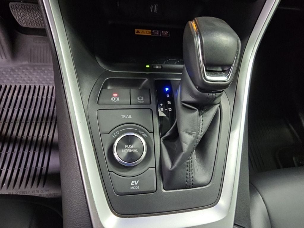 2025 Toyota RAV4 Hybrid XLE Premium