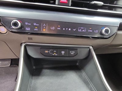2025 Kia Carnival LXS