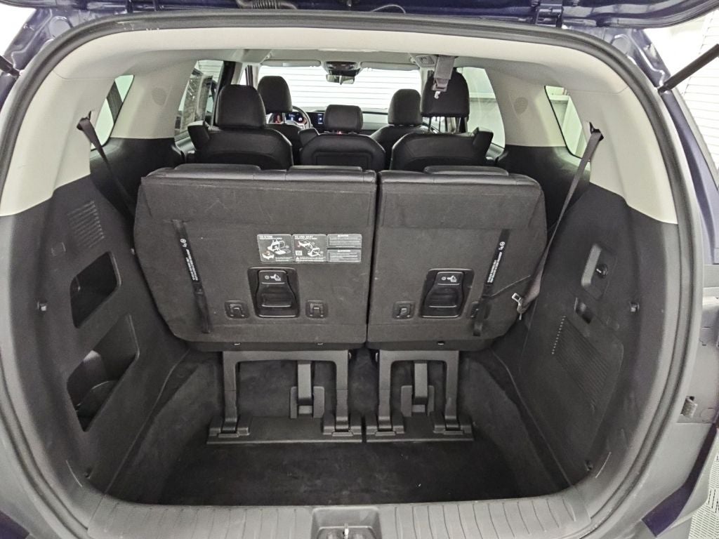2025 Kia Carnival LXS