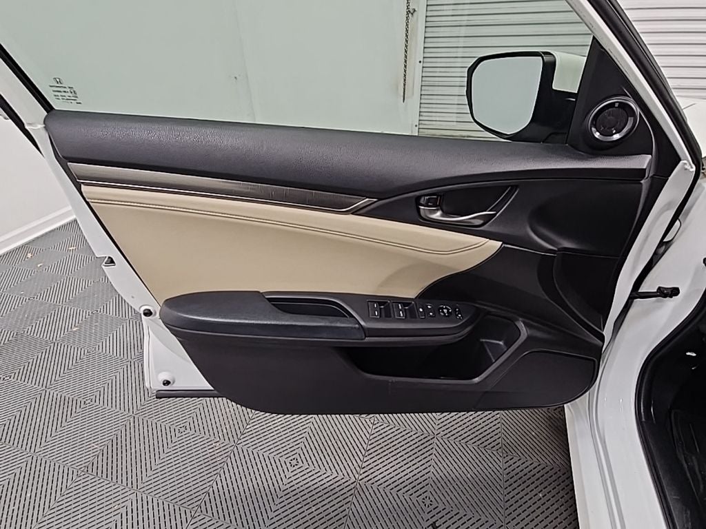 2017 Honda Civic EX-L w/Navigation