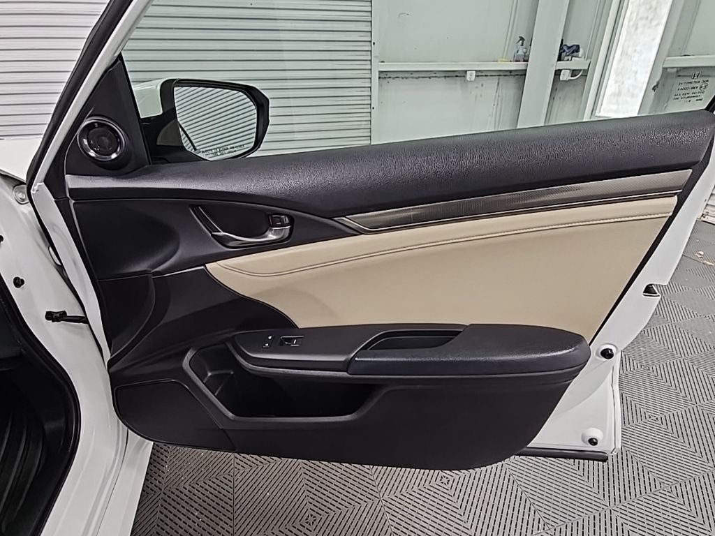 2017 Honda Civic EX-L w/Navigation