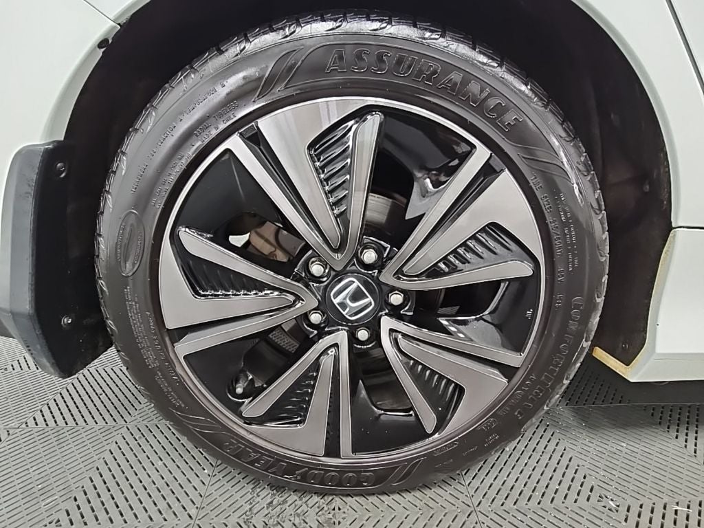 2017 Honda Civic EX-L w/Navigation