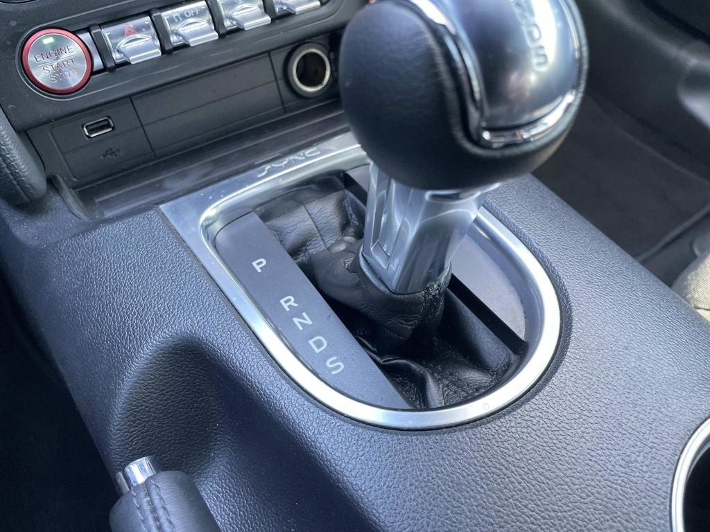 2022 Ford Mustang EcoBoost