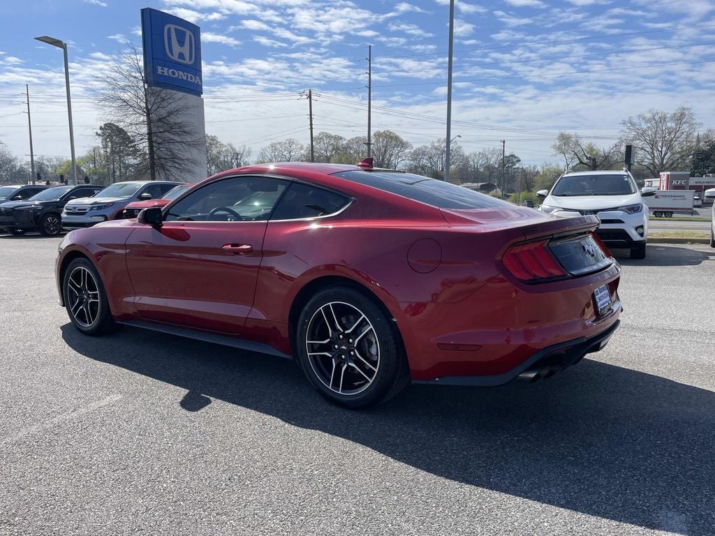 2022 Ford Mustang EcoBoost