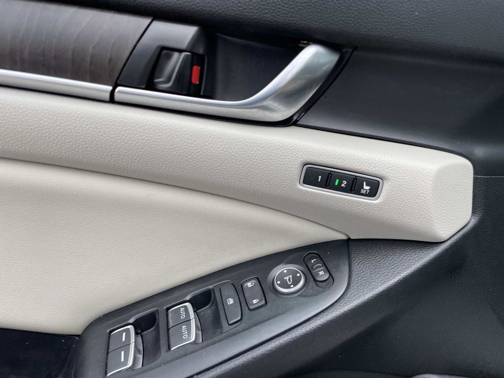 2022 Honda Accord Hybrid Touring