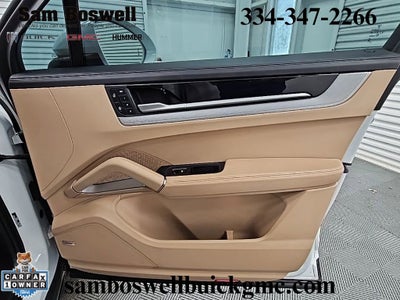 2025 Porsche Cayenne Coupe AWD