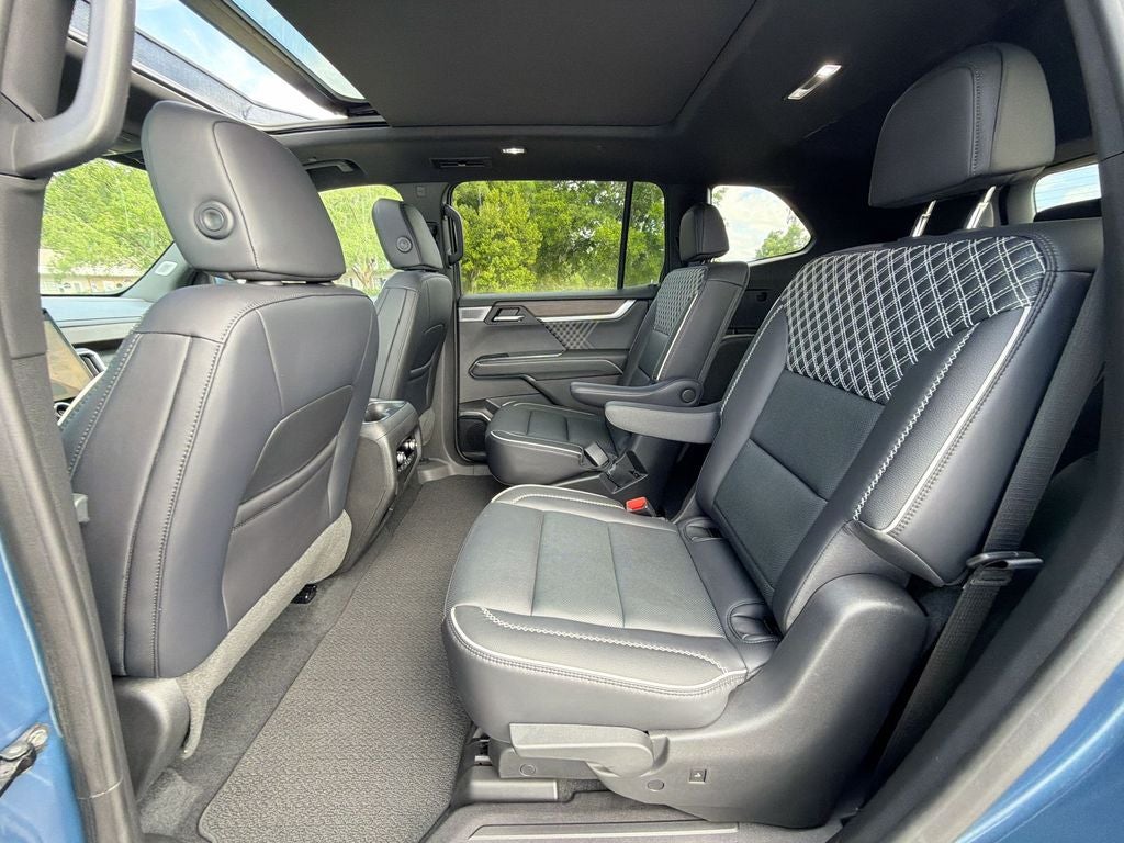 2025 GMC Acadia Denali