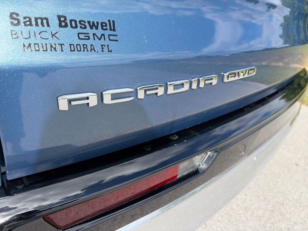 2025 GMC Acadia Denali