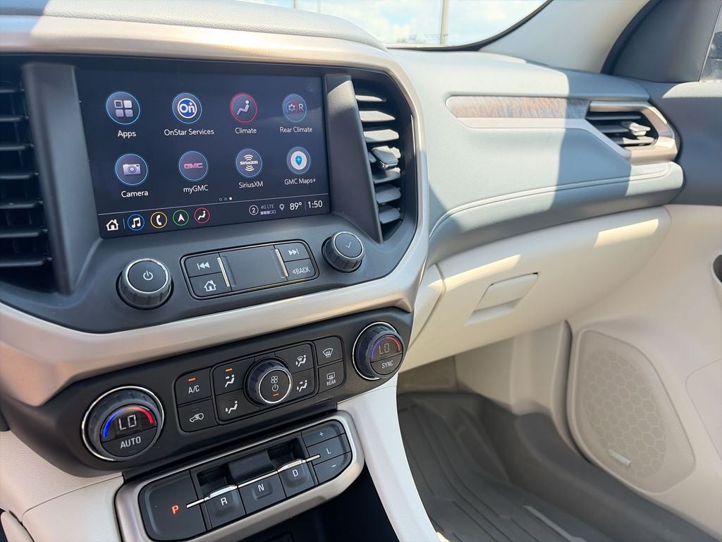 2023 GMC Acadia Denali
