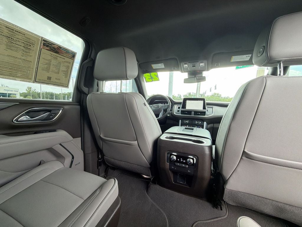 2023 GMC Yukon XL SLT
