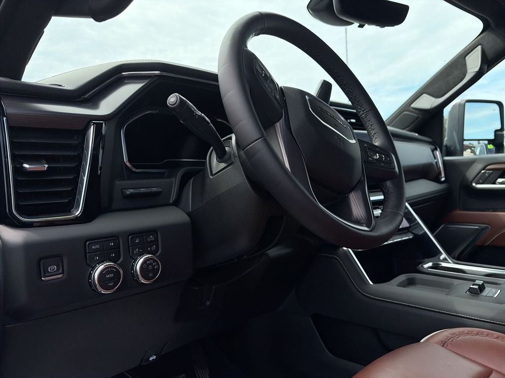 2025 GMC Sierra 2500HD Denali Ultimate
