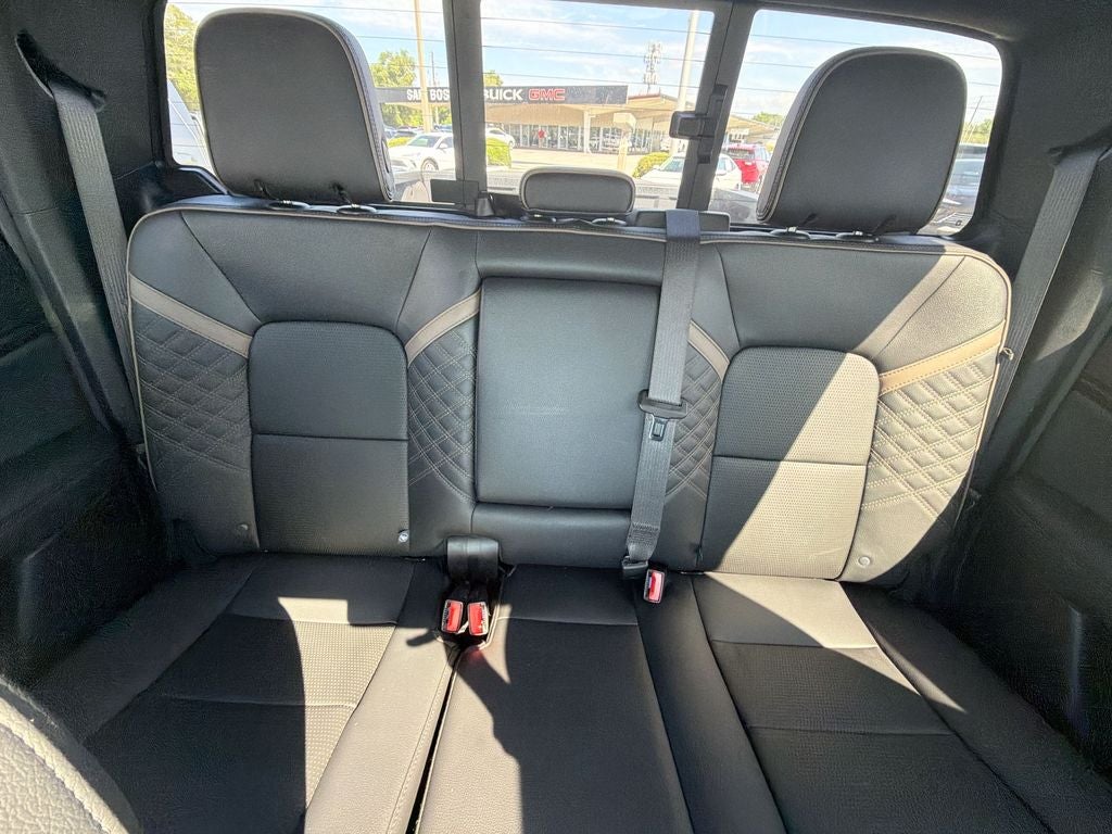 2024 GMC Canyon Denali
