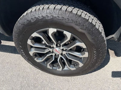 2024 GMC Canyon Denali
