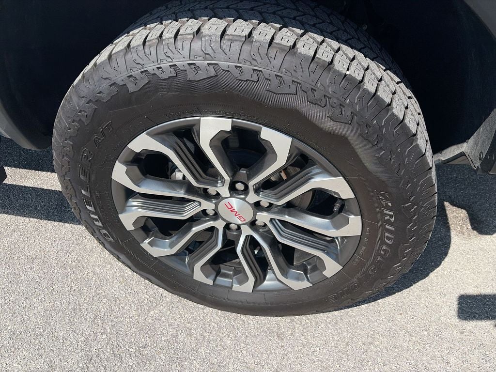 2024 GMC Canyon Denali