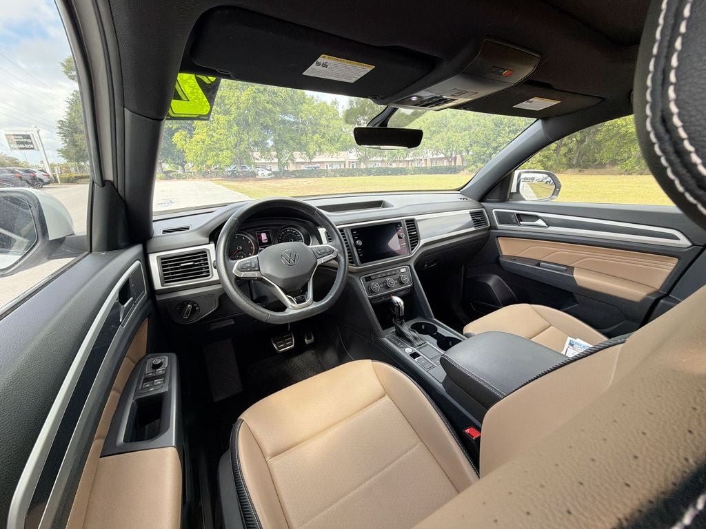 2021 Volkswagen Atlas Cross Sport 3.6L V6 SE w/Technology R-Line