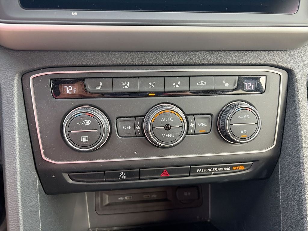 2021 Volkswagen Atlas Cross Sport 3.6L V6 SE w/Technology R-Line