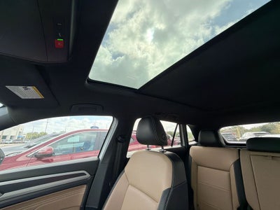 2021 Volkswagen Atlas Cross Sport 3.6L V6 SE w/Technology R-Line