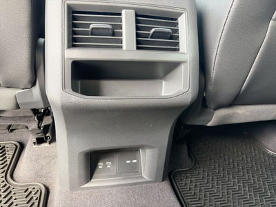 2021 Volkswagen Atlas Cross Sport 3.6L V6 SE w/Technology R-Line