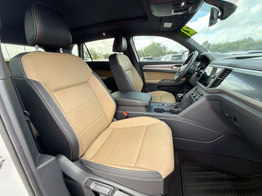 2021 Volkswagen Atlas Cross Sport 3.6L V6 SE w/Technology R-Line