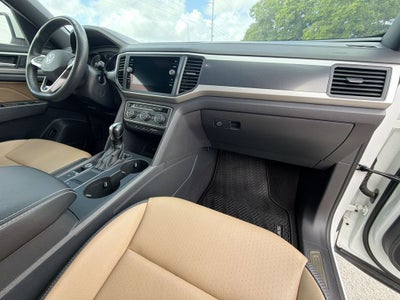 2021 Volkswagen Atlas Cross Sport 3.6L V6 SE w/Technology R-Line