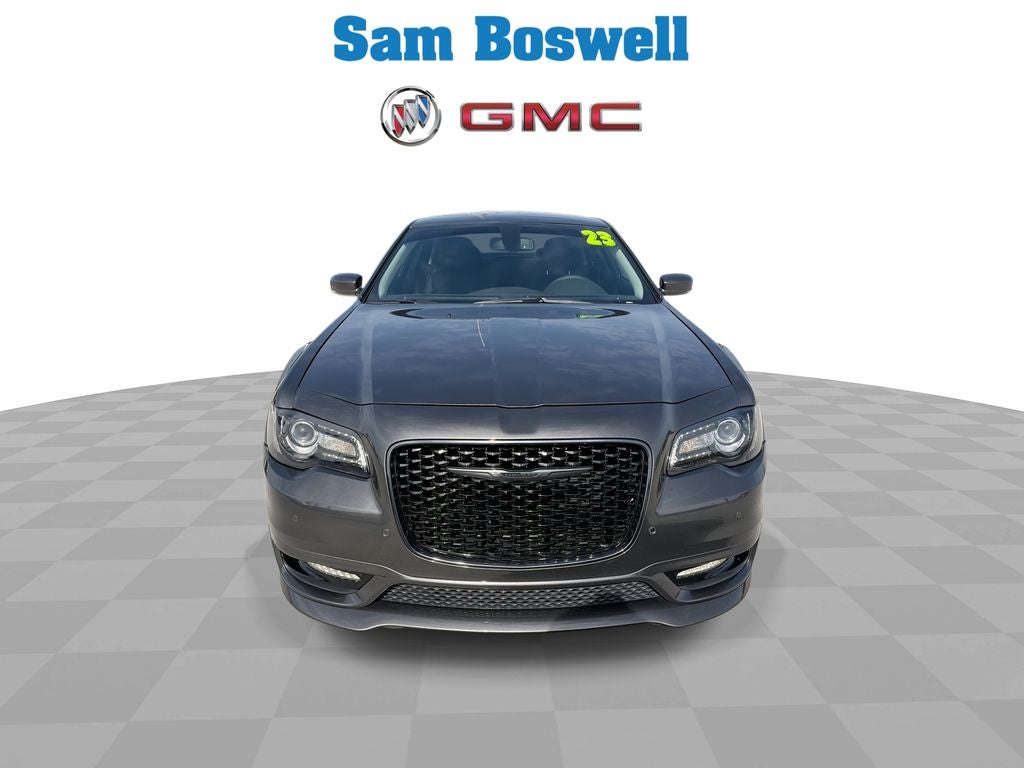 2023 Chrysler 300 Touring