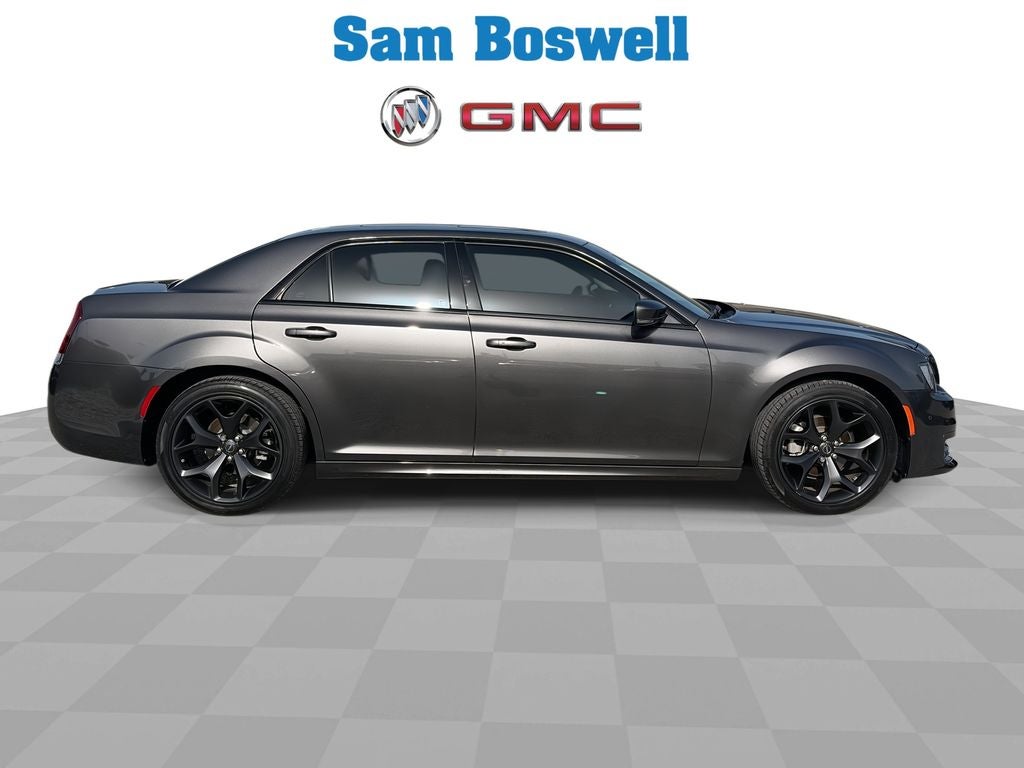 2023 Chrysler 300 Touring