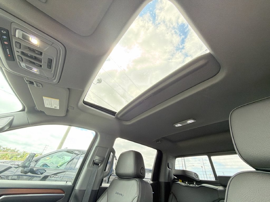 2025 GMC Sierra 1500 Denali