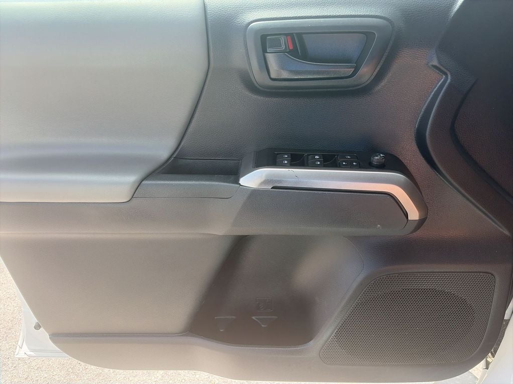 2020 Toyota Tacoma SR5 V6