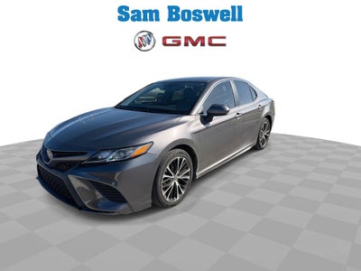 2020 Toyota Camry SE