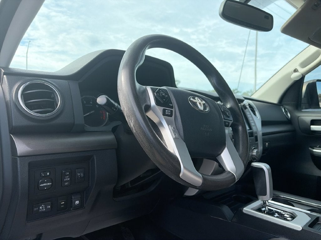 2017 Toyota Tundra SR5 CrewMax
