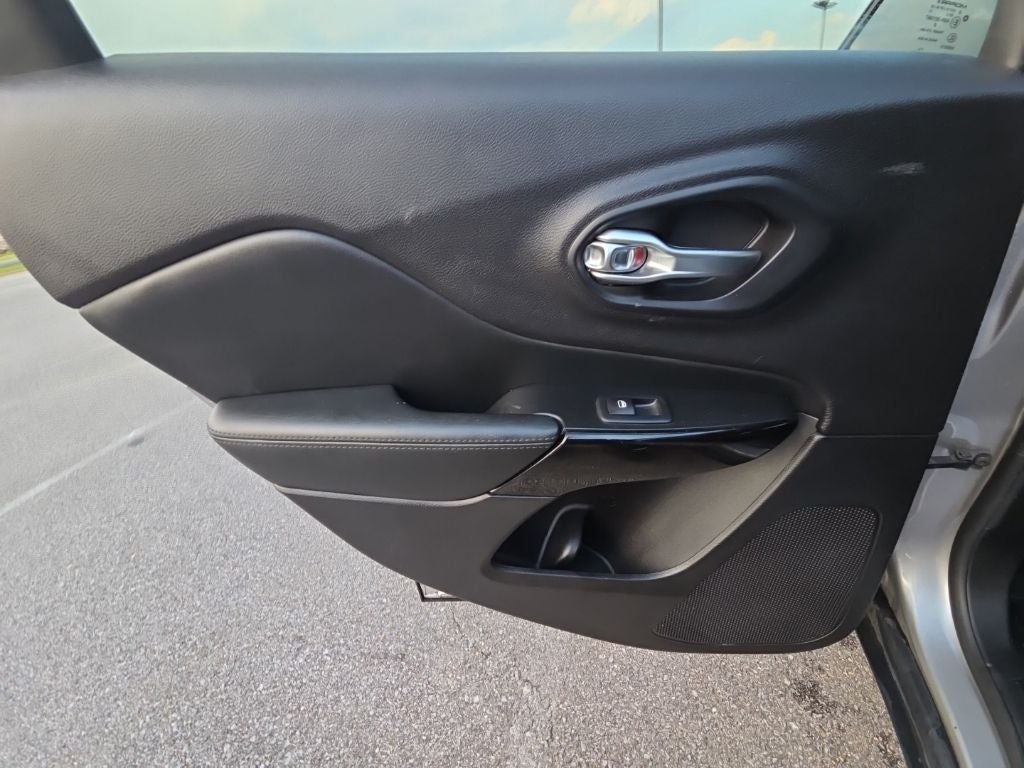 2021 Jeep Cherokee Latitude Plus